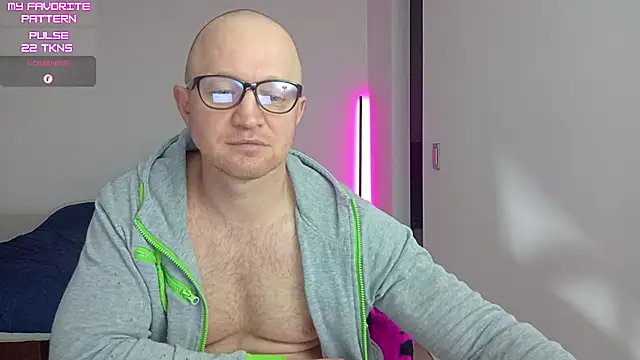 kevintyler69 Live XXX Chat
