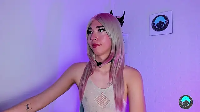 sofi_elfqueen élő XXX-chatje
