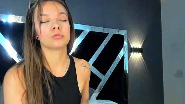 Živý XXX chat AmmyJones_