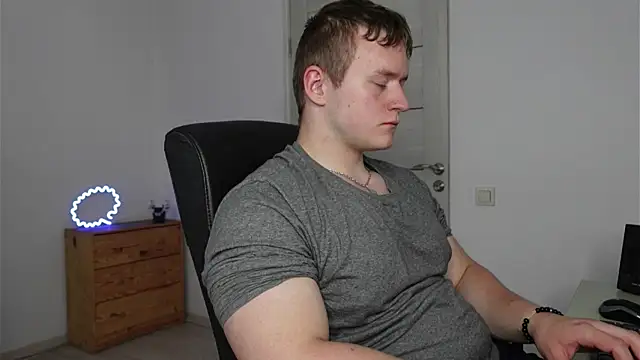Richard_Dullas XXX чат на живо