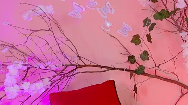 Chat +18 de Charlotte_Love10 ao vivo