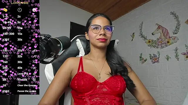 Chat +18 de alisson_hoffman05 ao vivo