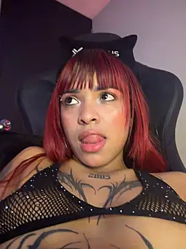 Chat +18 de _Alice_rouse ao vivo