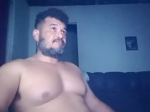 tarra122 Adlı Modelin Canlı XXX Sohbeti