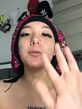 alaia_princess' Live XXX Chat