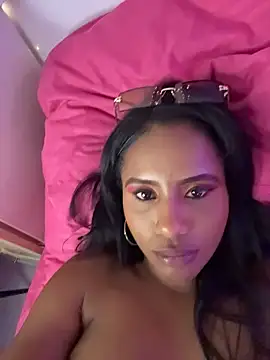 Chat XXX en directo de AlisonHoot69