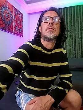 DaddyLolii লাইভ XXX চ্যাট