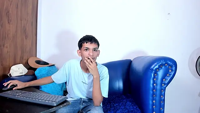 littlecum18 라이브 XXX 채팅