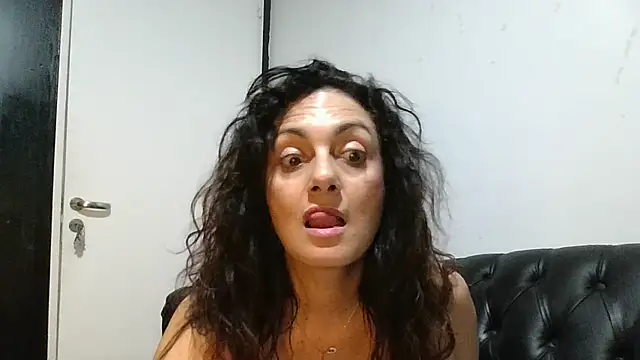 dulcefanny XXX чат на живо