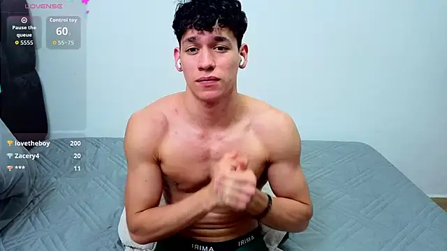 Luke_Muscle Adlı Modelin Canlı XXX Sohbeti