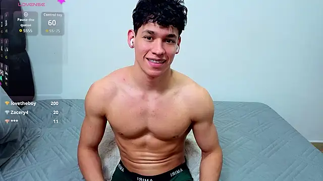 Chat +18 de Luke_Muscle ao vivo