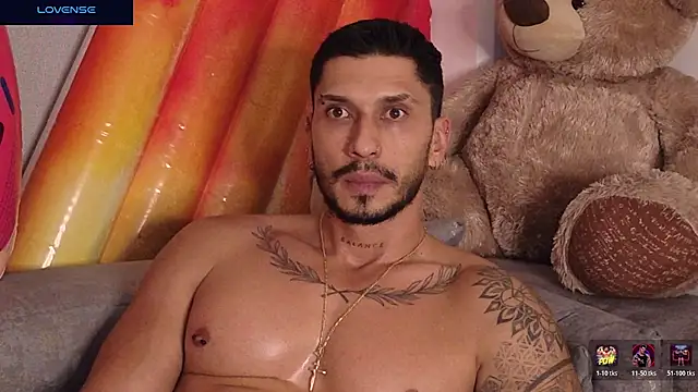Chatroom XXX en direct de Seth_Vegaa