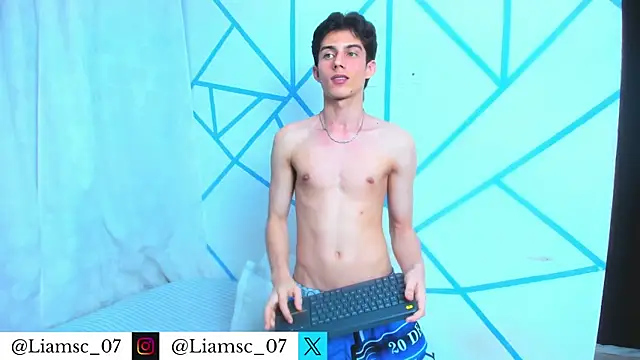 liam_scott77 Шоу с уебкамера