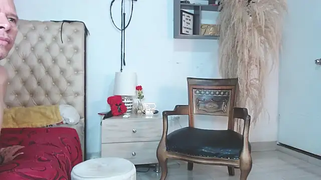 NinaAndRocco Chat XXX live