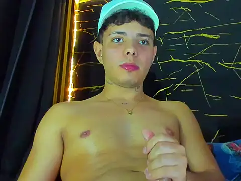 Alessandro_1610's Live XXX Chat