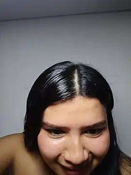 zafirolove5 Adlı Modelin Canlı XXX Sohbeti