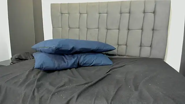 XXX chat uživo modela jhoan_evanss