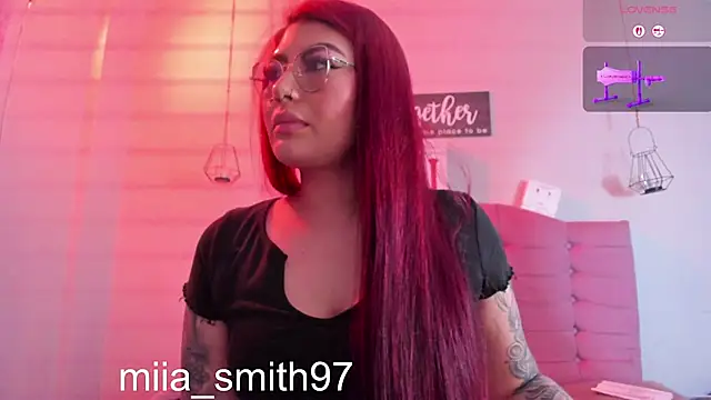 Chat XXX en directo de miia-smith97