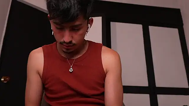 Chat XXX Live sweettaaron01
