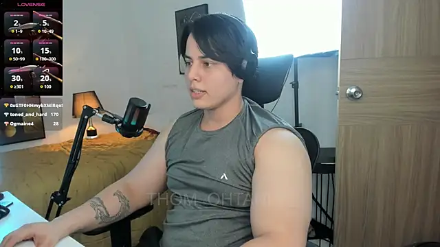 Thom_Ohtani's Live XXX Chat