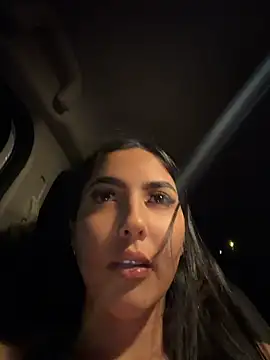 צ'אט XXX בשידור חי של I_AM_SOPHIE_