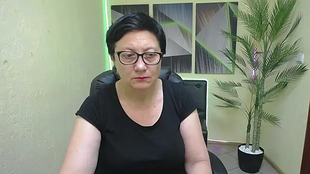 Онлайн чат XXX EmilyL0ve