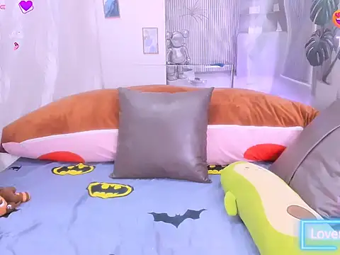 julialy_'s Live XXX Chat