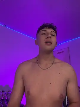 OLIVER_K Live XXX Chat