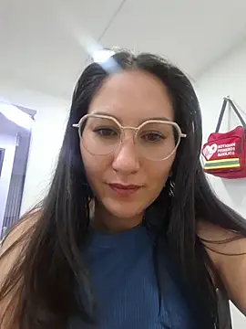 XXX chat uživo modela Antonella_Saa