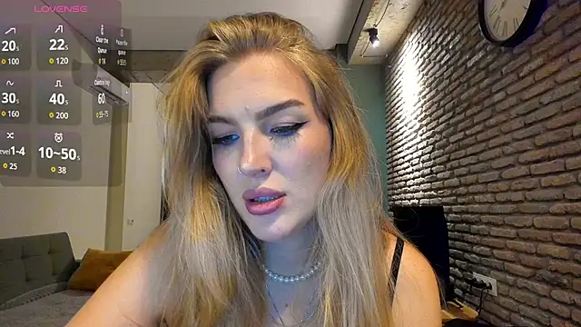 fifteenpoem XXX чат на живо