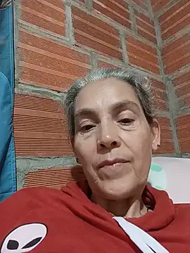 دردشة NanitaFun الجنسية المباشرة