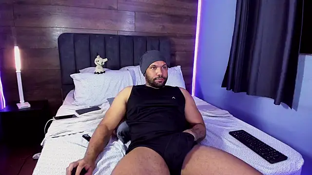 Czat XXX na żywo – anthonylatynxd