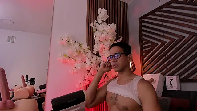 Živý XXX chat JacobDraven