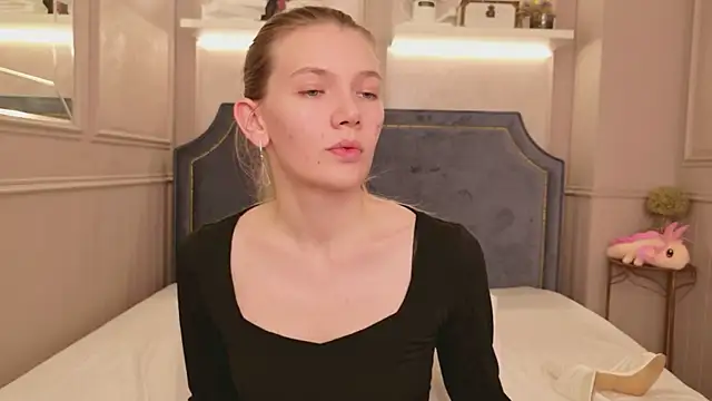 Vivien_Hans Chat XXX live