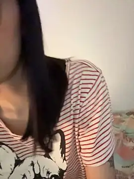Hinata_3のライブXXXチャット