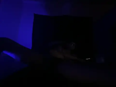 ThrowedWorldWide's Webcam Show