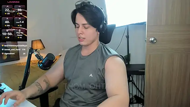 Thom_Ohtani's Live XXX Chat