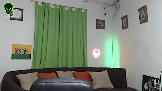 alpha_zom live XXX chat