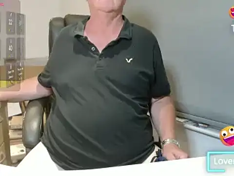 bigbadjon69 élő XXX-chatje