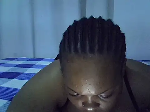 Chatroom XXX en direct de Naughty_Laurah