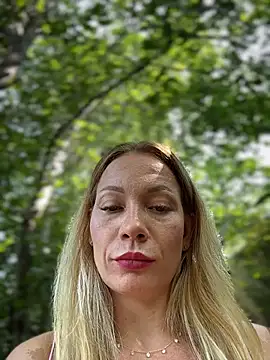 LavenderHot – Naživo XXX chat