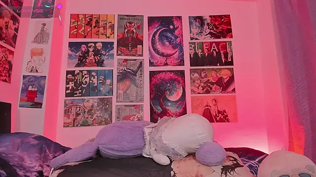 MissCurvyTop Chat XXX live