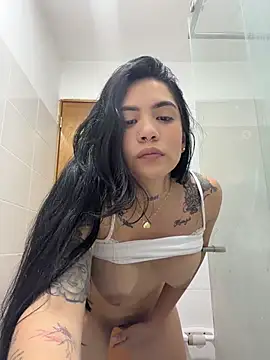 liahouses' Live XXX Chat