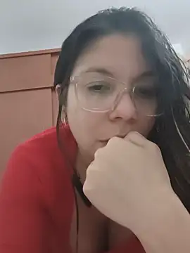 Chatroom XXX en direct de Carliina_Soussa