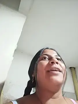 XXX chat uživo modela Giselabrunette25