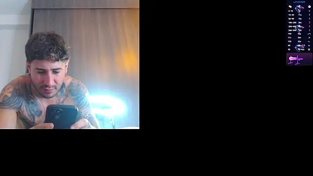ChrisMiller69 Chat XXX live