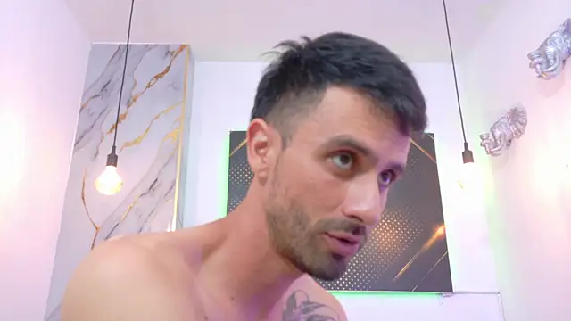 Czat XXX na żywo – KingOfTemptation