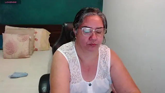 دردشة scaelettdubois الجنسية المباشرة