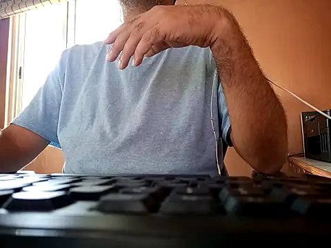 צ'אט XXX בשידור חי של genuine_banana