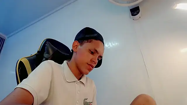 Chatroom XXX en direct de sombra_18